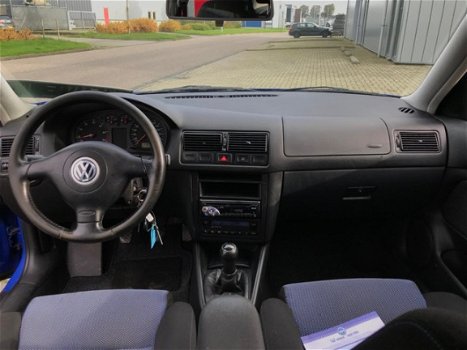 Volkswagen Golf - 2.0 Highline - 1