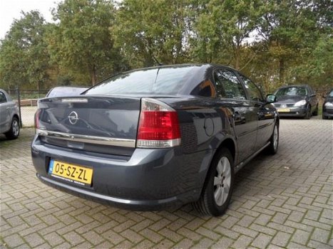 Opel Vectra - 1.8-16V Cosmo Airco NETTE AUTO - 1