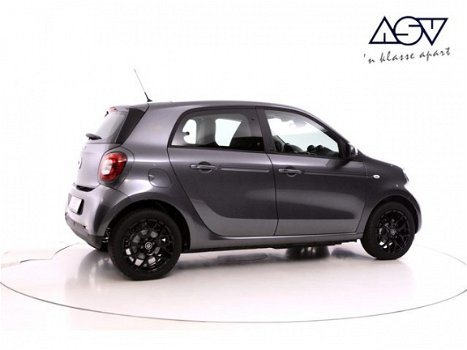 Smart Forfour - electric drive prime Stoelverwarming Automaat, 4% bijtelling tot 26-04-2023 - 1