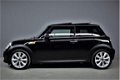 Mini Mini Cooper - 1.6i 16V 122pk Chili Pano/Xenon/Lmw/H.leer/Clima/81dkm - 1 - Thumbnail