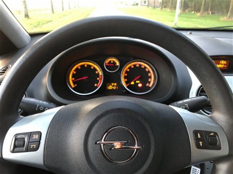 Opel Corsa - 1.2-16V 5DRS Airco Nw ketting Mooie auto - 1