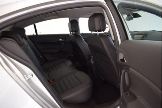 Opel Insignia - 1.4 T EcoFLEX Business+ Leder/Stoel&Stuur verwarming/Navigatie Top staat - 1