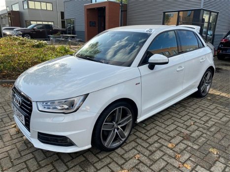 Audi A1 - 1.4 TFSI 3X S-LINE KEYLESS/BOSE/NAVI/LED BOMVOL 2017 - 1