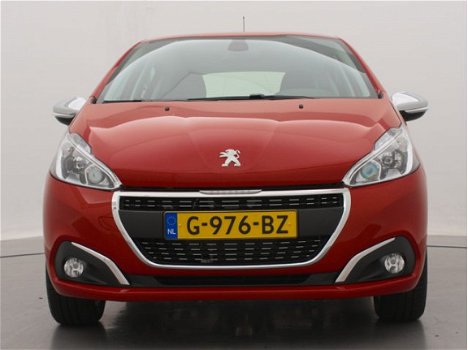 Peugeot 208 - 1.2 82pk Allure | Achteruitrijcamera | Navigatie | Climate control | - 1