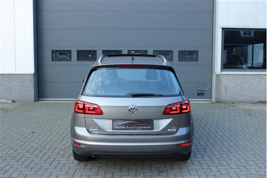 Volkswagen Golf Sportsvan - 1.6 TDI DSG panorama navi xenon media Highline - 1