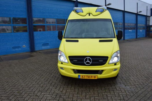 Mercedes-Benz Sprinter - Sprinter 319 CDI Ambulance RTW KTW - 1