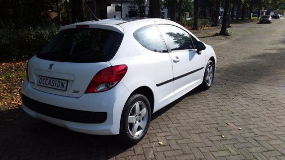 Peugeot 207 - 1.4 VTi XS Met panorama, cruise en clima - 1