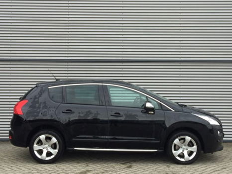 Peugeot 3008 - 1.6 TURBO 156PK Style Trekhaak Panoramadak - 1