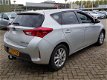 Toyota Auris - 1.8 Hybrid Lease+ Panoramadak stoelverwarming aut. inparkeren cruise control - 1 - Thumbnail