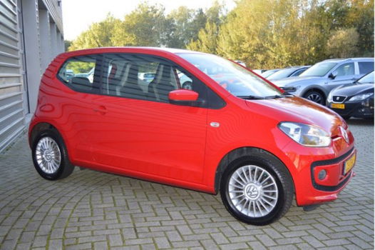 Volkswagen Up! - 1.0 60PK HIGH-UP/AIRCO/LMV/AUDIO - 1