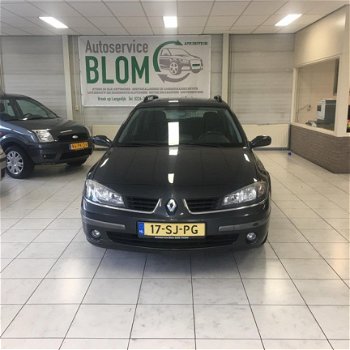 Renault Laguna Grand Tour - 2.0-16V Business - 1