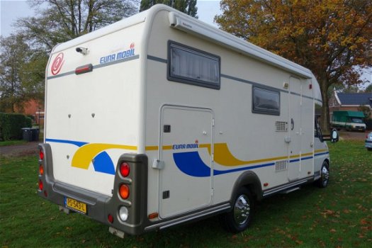 Euramobil T660 Semi-Intergraal XXL Garage Airco 2002 - 2