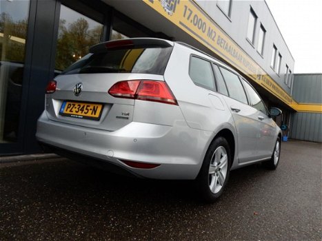 Volkswagen Golf Variant - 1.6 TDI Highline - 1