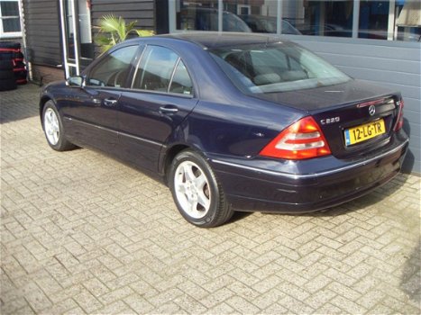 Mercedes-Benz C-klasse - 220 CDI Elegance - 1