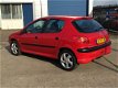 Peugeot 206 - 1.1 X-Design 5-DEURS, STUURBEKRACHTIGING, ELEK-RAMEN, CENT-VERGRENDELING, RADIO-CD-MP3 - 1 - Thumbnail