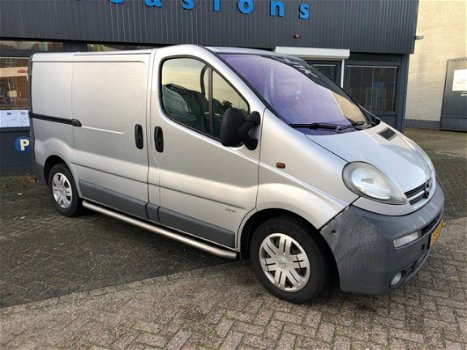 Opel Vivaro - 1.9 DTI L1 H1 2900 kg - 1