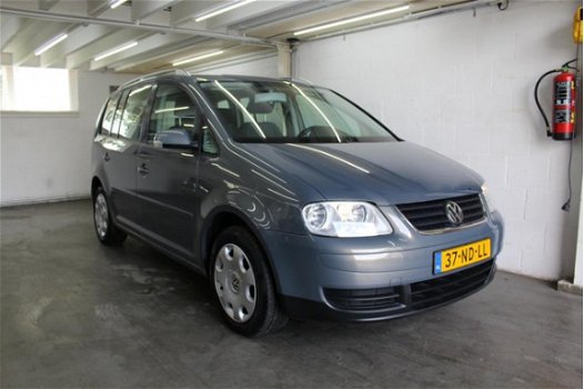 Volkswagen Touran - 1.6-16V FSI Nederlands geleverd, ZEER MOOI - 1