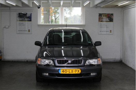 Volvo V40 - 1.8 Europa Nederlands geleverd, 1 ste eigenaar DEALER ONDERHOUDEN - 1