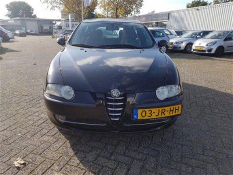 Alfa Romeo 147 - 1.6 T.Spark Distinctive 5drs Airco - 1