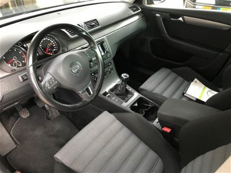 Volkswagen Passat - 1.4 TSI Comfort Executive Line BlueMotion - 1