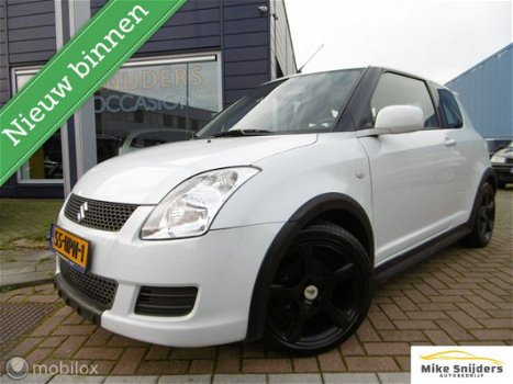 Suzuki Swift - 1.5 Sport in prima staat - 1