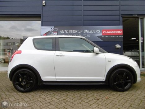 Suzuki Swift - 1.5 Sport in prima staat - 1