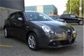 Alfa Romeo Giulietta - 1.4 T Distinctive CLIMATE / LED / LMV / MOOIE AUTO - 1 - Thumbnail