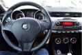 Alfa Romeo Giulietta - 1.4 T Distinctive CLIMATE / LED / LMV / MOOIE AUTO - 1 - Thumbnail
