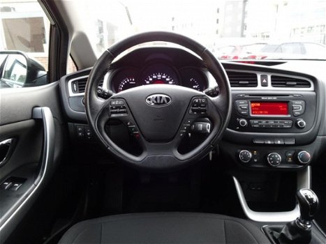 Kia cee'd Sportswagon - 1.4 CVVT Cruise Control / Bleutooth / Airco - 1