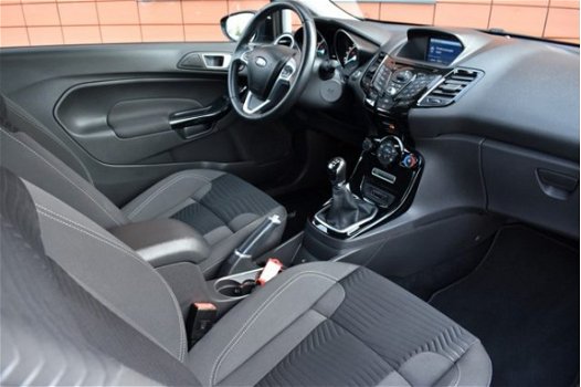 Ford Fiesta - 1.0 EcoBoost 100PK Titanium Navigatie - 1