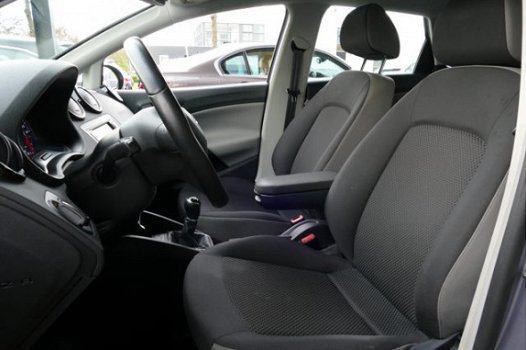 Seat Ibiza ST - 1.0 EcoTSI Style Connect NAVI / LED / AIRCO / CRUISE / MISTLAMPEN / TREKHAAK / STATI - 1