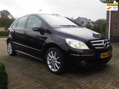 Mercedes-Benz B-klasse - 180 CDI ACTIEPRIJS | Automaat | Navi | Airco | Cruise | PDC | - 1