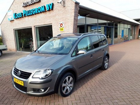 Volkswagen Touran - NIEUWE MOTOR EN KOPPELING /7 PERSOONS - 1