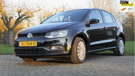 Volkswagen Polo - 1.4 TDI Comfortline NAVIGATIE 5 Drs Airco 90 PK - 1