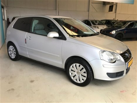 Volkswagen Polo - 1.4-16V Trendline automaat 11-2007 3995 eu - 1