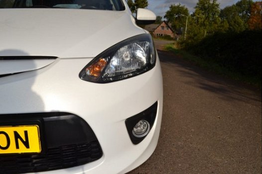 Mazda 2 - 2 1.5 S-VT Executive 5drs 92dkm full options - 1