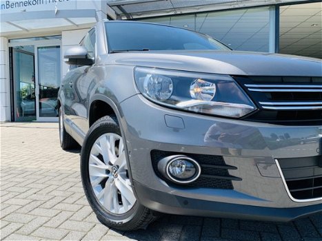 Volkswagen Tiguan - 1.4 TSI Sport&Style | TREKHAAK 1.600 KILO | STOELVERWARMING | NAVIGATIE | CRUISE - 1