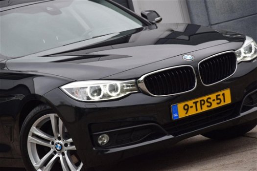 BMW 3-serie Gran Turismo - 320d High Executive / Navigatie / Automaat / Leer / Xenon / DAB / Stoelve - 1