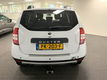 Dacia Duster - 1.2 TCe 4x2 Blackshadow Navigatie, Achteruitrijcamera, Airco, Leer, Stoelverwarming, - 1 - Thumbnail