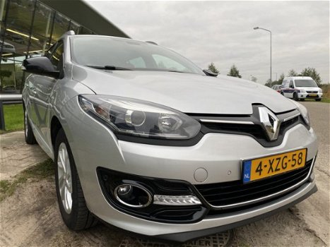 Renault Mégane Estate - 1.5 dCi 110Pk Bose Sound Climate R-Link pdc v+a+c keyless - 1