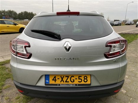 Renault Mégane Estate - 1.5 dCi 110Pk Bose Sound Climate R-Link pdc v+a+c keyless - 1