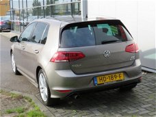 Volkswagen Golf - 1.2 TSI Business Edition R Connected Automaat R-Line Gr Navi Achteruitrijcamera St