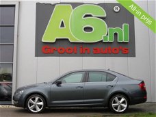 Skoda Octavia - 1.6 TDI Greentech Style Businessline Automaat Xenon Gr Navi Achteruitrijcamera Canto