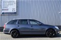 Skoda Octavia Combi - 1.4 TSI Elegance Business Line navigatie, bluetooth, cruise control, trekhaak, - 1 - Thumbnail