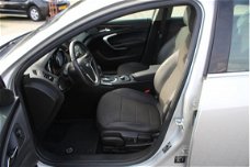 Opel Insignia - 2.0 T Cosmo airco, climate control, radio cd speler, navigatie, elektrische ramen, p