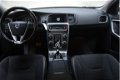 Volvo V60 - (J) D2 Momentum AUT. [ Navi Trekhaak ] - 1 - Thumbnail