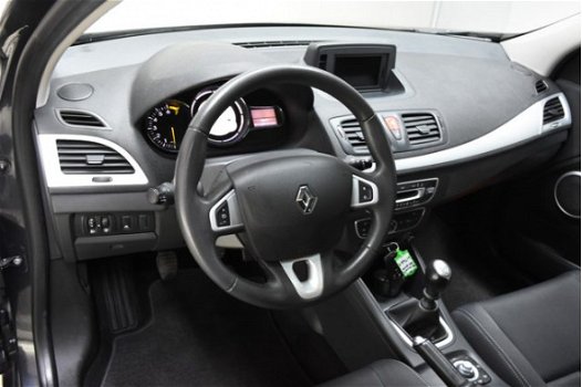 Renault Mégane Estate - 1.6 Dynamique [ Panoramadak Navi Trekhaak ] - 1