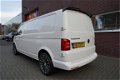 Volkswagen Transporter - 2.0 TDI 180PK L2H1 R-Line Leder Navi Airco Actie - 1 - Thumbnail