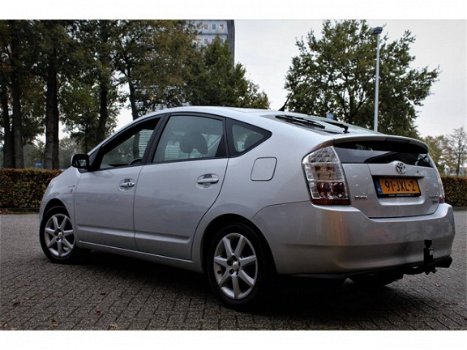 Toyota Prius - 1.5 VVT-i Hybrid Tech - 1