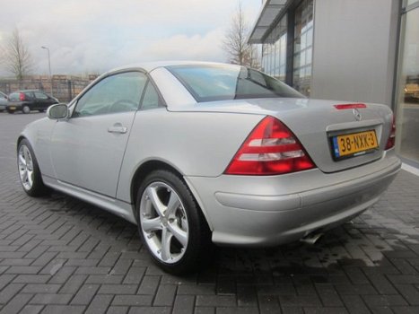 Mercedes-Benz SLK-klasse - 200 K AUTOMAAT 163pk, Leer, Airco, Nette auto - 1